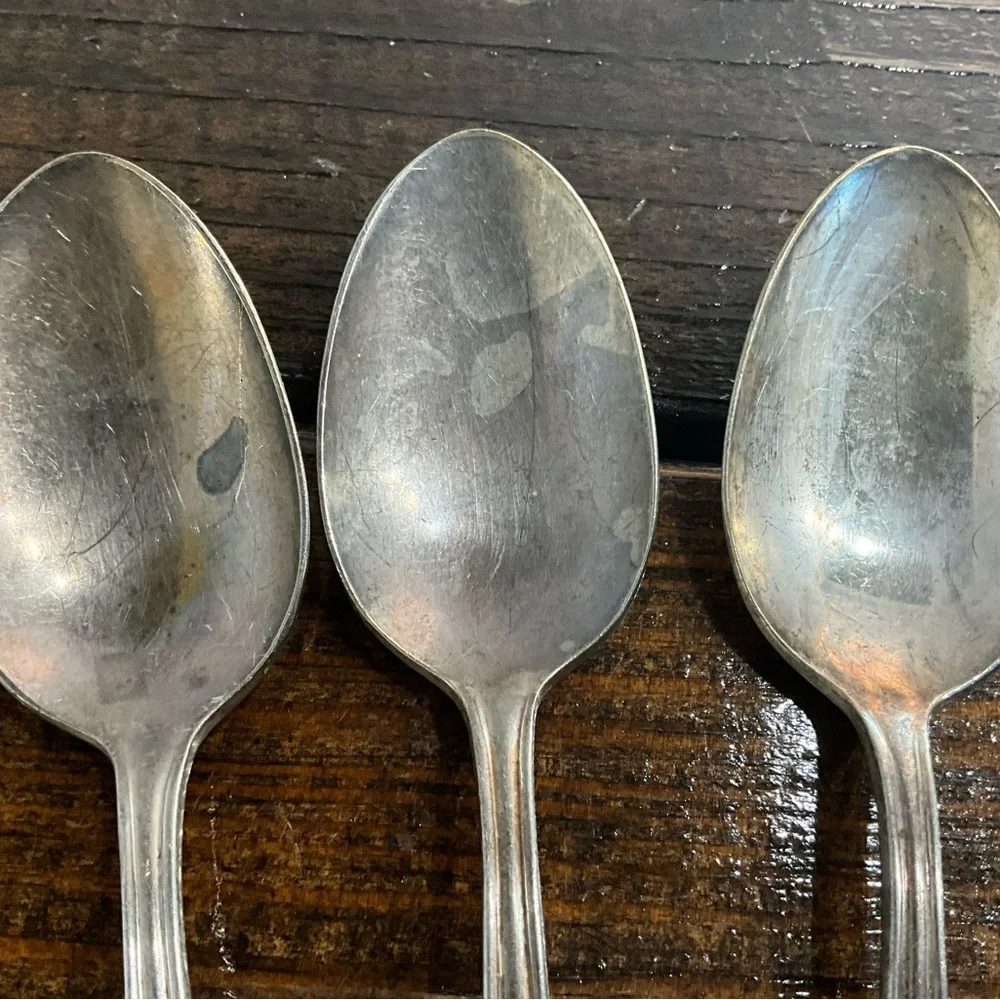 Vintage Lot of 5 Old Company Plate Spoons 3 Tablespoons 2 Teaspoons